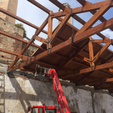 Restauración de la cubierta del Salón de las Aceitunas del edificio “El Ingenio”, Frigiliana.